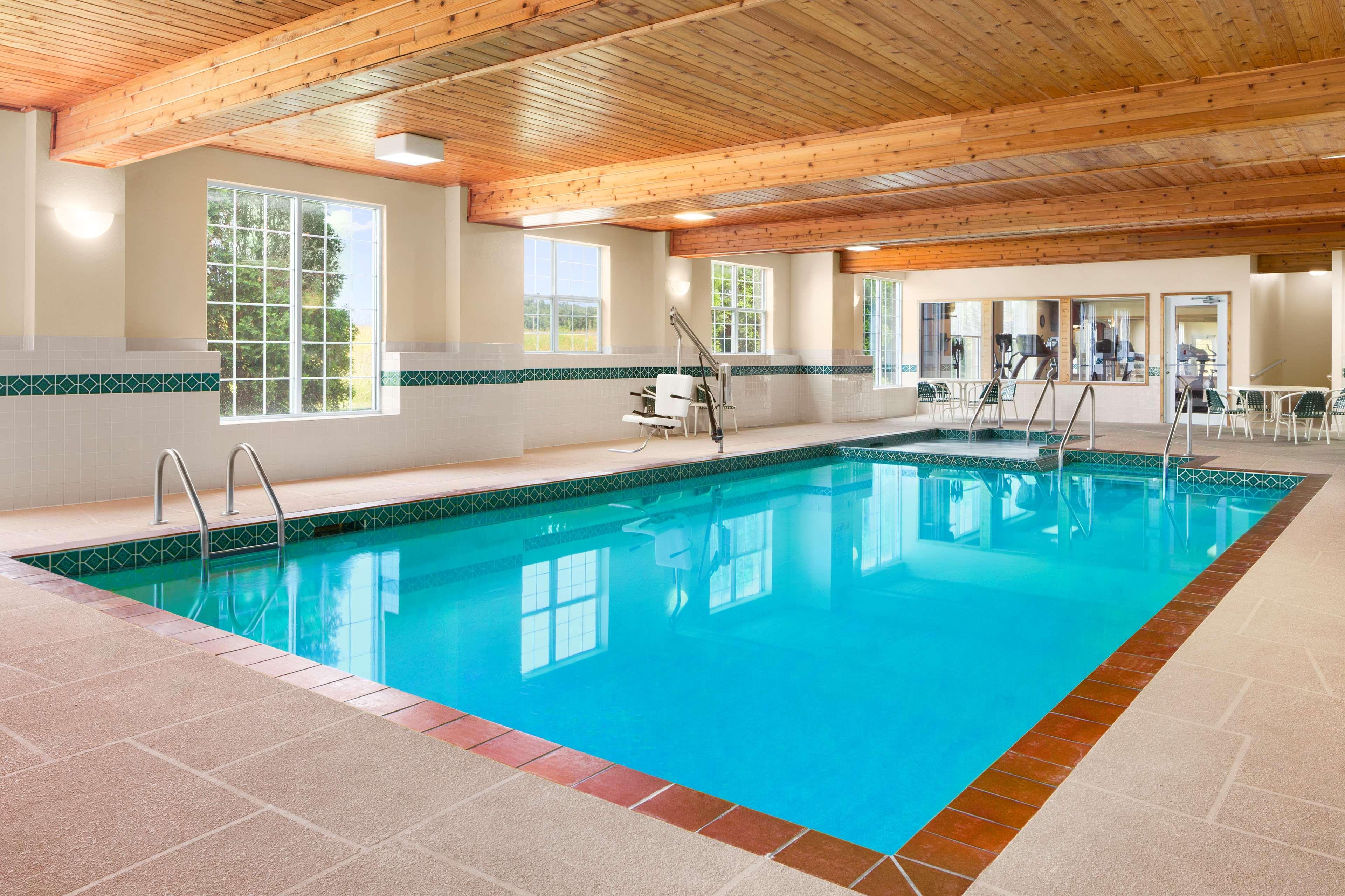 Country Inn & Suites By Radisson Kenosha - Pleasant Prairie Exteriör bild